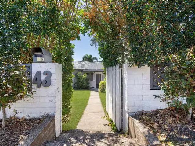 Nice 3 BR 43 Saunders Street, Indooroopilly, QLD 4068