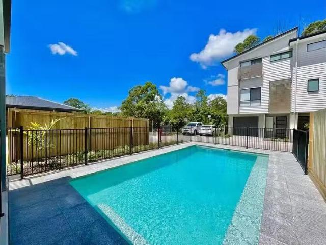 Just in! 3 BR 4/11 15 Mumford Road, Narangba, QLD 4504