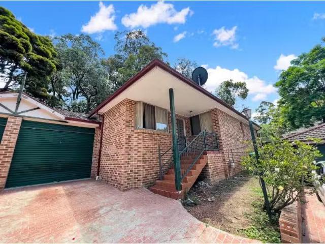 For Rent! 3 BR 4/152 157 William Street, Bankstown Townhouse f.
