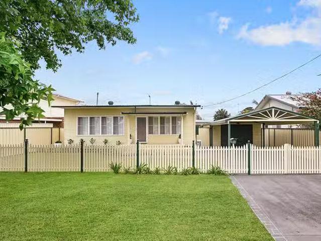 Deal! 3 BR 41 Weir Road, Warragamba, NSW 2752