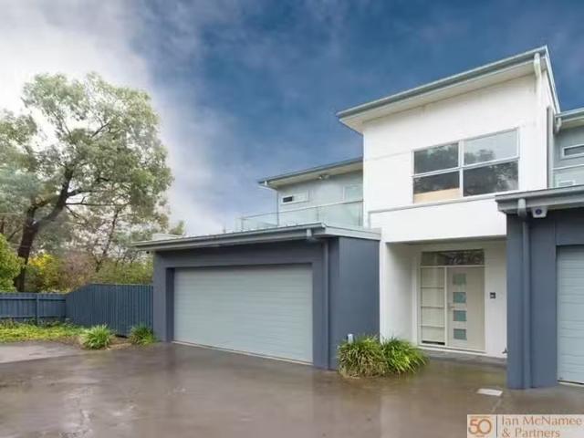Charming 3 BR 4/26 Poynton Street, Hughes Townhouse for rent.