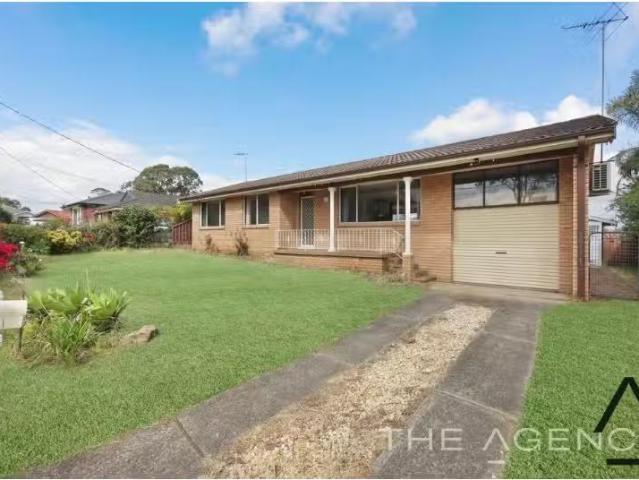 Just in! 3 BR 45 Morley Ave, Hammondville House for rent List.