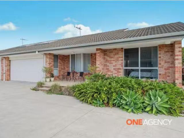 For Rent! 3 BR 4/79 High Street, Wauchope Apartment for rent.
