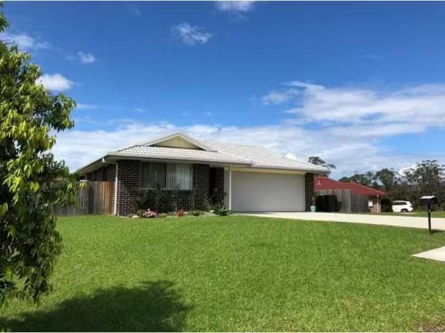 Rental! 3 BR 48 Cleone Drive, Kendall House for rent Listed b.