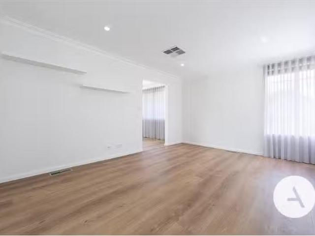 Charming 3 BR 48 Pethebridge, PEARCE House for rent Listed by.