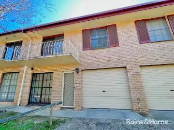 New 3 BR 4/96 Lambert, BATHURST Townhouse for rent Listed by.
