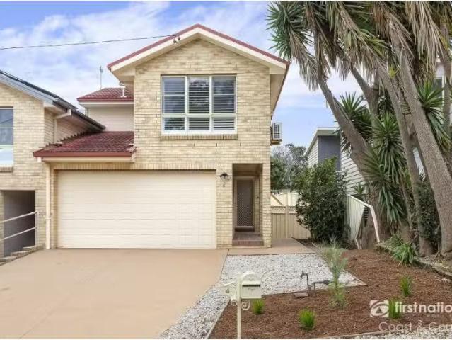 Nice 3 BR 4 Lockett Place, Kiama Townhouse for rent Listed by.