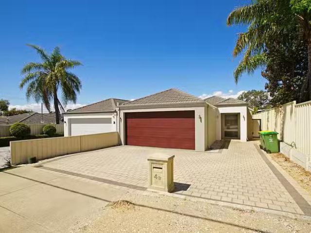 Deal! 3 BR 4B Burney Court, Kardinya, WA 6163