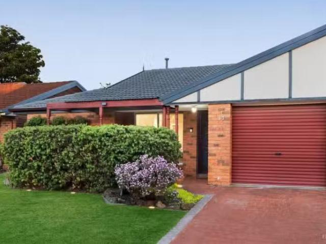 Deal! 3 BR 53 Heathcote Drive, Forest Hill VIC 3131 House Au.