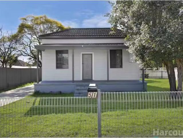 Deal! 3 BR 51 Deakin Street, Kurri Kurri House for rent Liste.