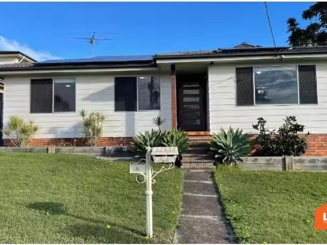 New 3 BR 5 Logan Road, Rutherford House for rent Listed by Le.