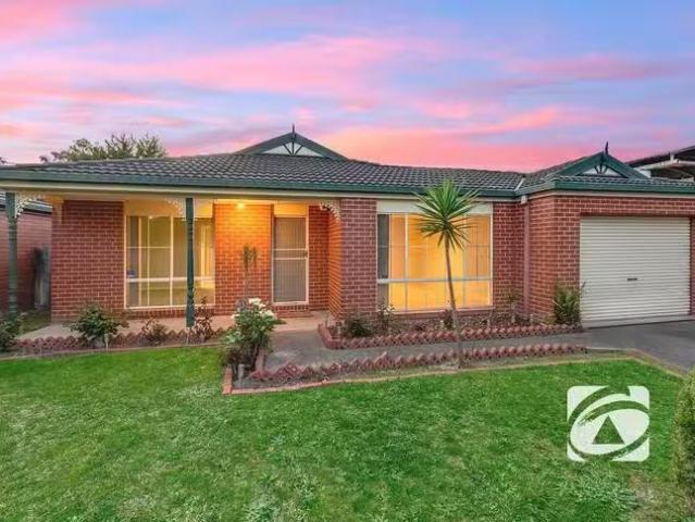Nice 3 BR 5 The Close, Hampton Park, VIC 3976