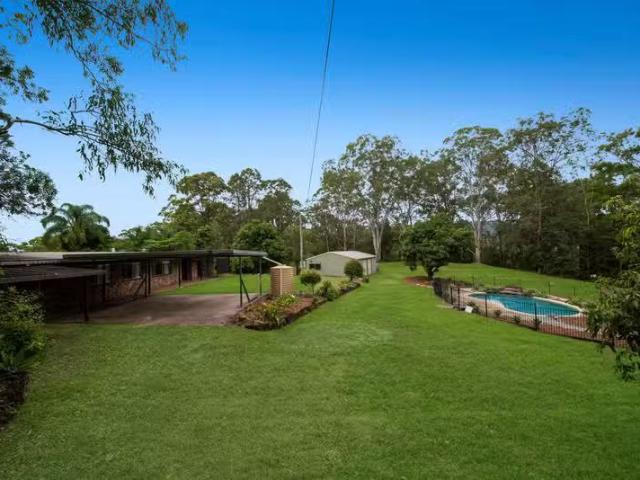 For Rent! 3 BR 661 667 Blackall Range Road, WEST WOOMBYE, QLD.