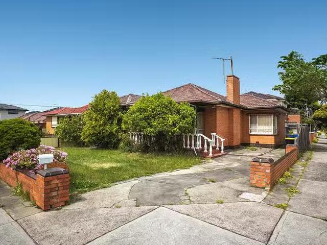 Cozy 3 BR 6 Mcmillan Street, Clayton South, VIC 3169