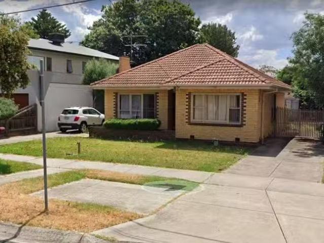 Deal! 3 BR 73 Mcdonald Street, Mordialloc, VIC 3195