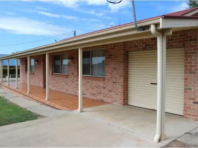Unique 3 BR 70 O'Conner Street, INVERELL House for rent Liste.