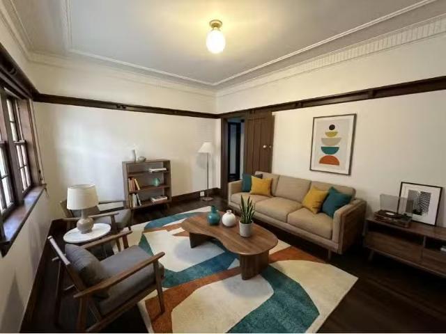 Charming 3 BR 7/124 Shirley Rd. Wollstonecraft Apartment for r.