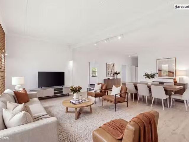 Cheap 3 BR 7 Colbert Road, CHRISTIES BEACH, SA 5165 House fo.