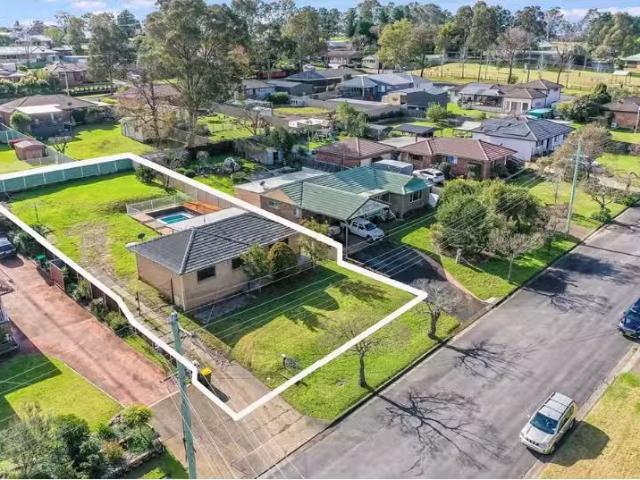New 3 BR 7 Edward Street, The Oaks House for rent Listed by H.