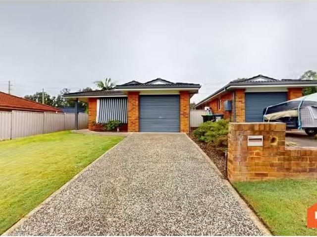 Deal! 3 BR 7 Eino Place, Eleebana House for rent Listed by Le.