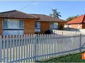 Charming 3 BR 7 Floraville Road, Belmont House for rent Liste.