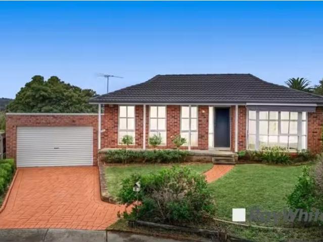Deal! 3 BR 7 Hamilton Close, ENDEAVOUR HILLS House for rent L.