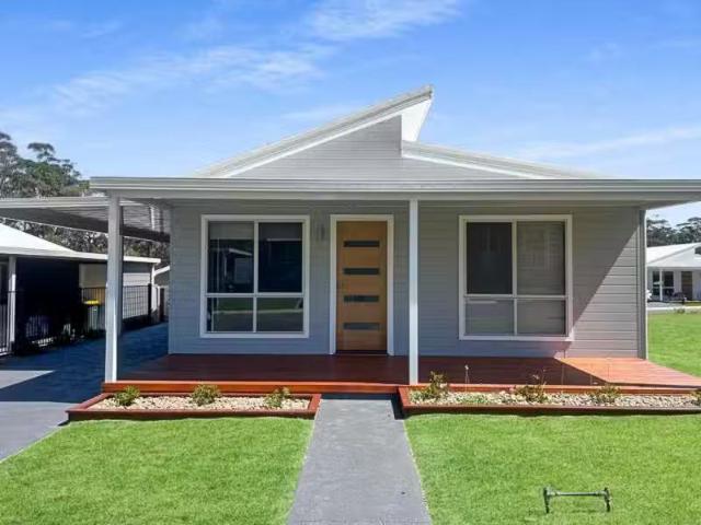 For Rent! 3 BR 86/35 The Basin, St Georges Basin House for ren.