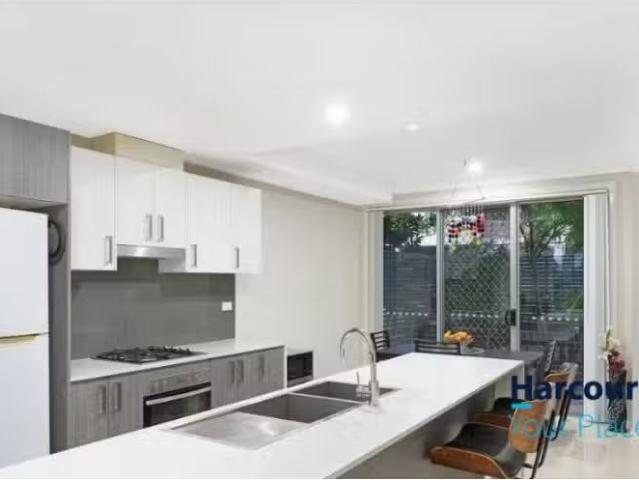 Cheap 3 BR 8/80D Ropes Crossing Boulevard, ROPES CROSSING Apar.