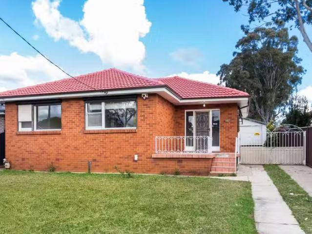 New 3 BR 95 Fitzwilliam Road, TOONGABBIE, NSW 2146 House for.