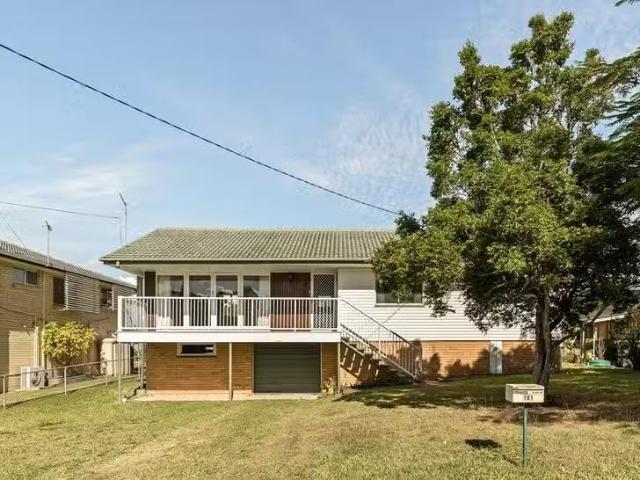 Rental! 3 BR 101 Sandon Street, Graceville, QLD 4075