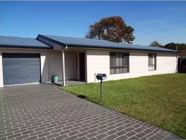 New 3 BR 10 Nepean Street, BATEAU BAY House for rent Listed b.