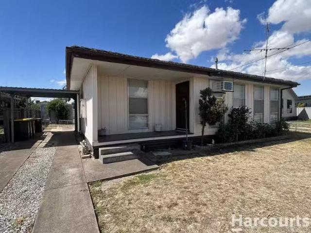 For Rent! 3 BR 11 Puls Place, HORSHAM, VIC 3400 House for Rent