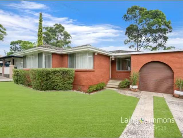 Unique 3 BR 12 Alice Street, Seven Hills House for rent Liste.