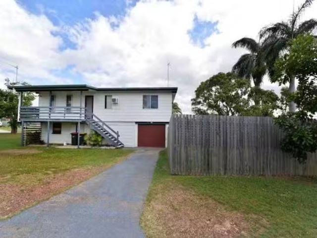 Deal! 3 BR 12 Mcginlay Street, Clinton, QLD 4680