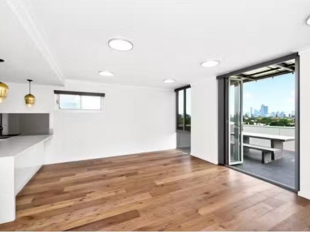 Cozy 3 BR 13/181 Walcott Street, MOUNT LAWLEY Apartment for re.