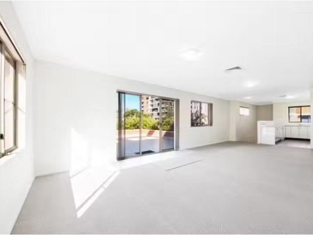 Just in! 3 BR 13/29 31 Romsey Street, Waitara Apartment for re.