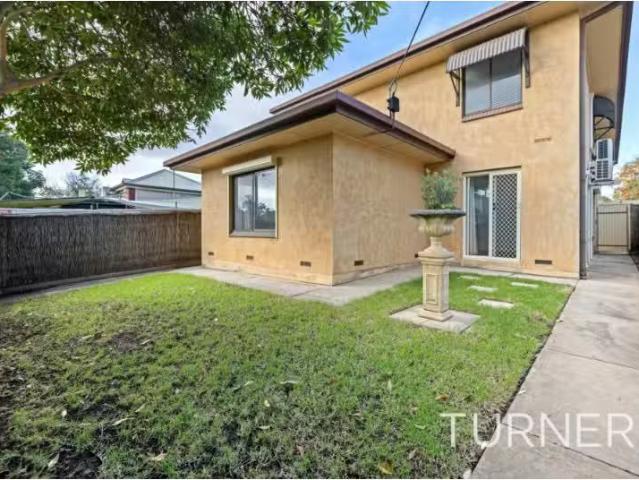 Nice 3 BR 1/33 Rosa Street, Goodwood Apartment for rent Liste.