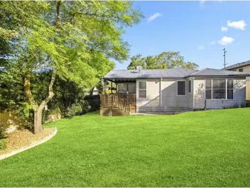 Rental! 3 BR 17 Washington Avenue, Niagara Park House for rent.