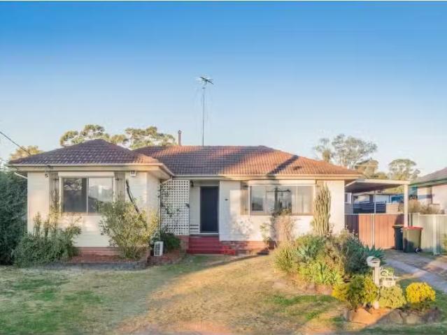 Cozy 3 BR 17 Finisterre Avenue, WHALAN House for rent Listed.