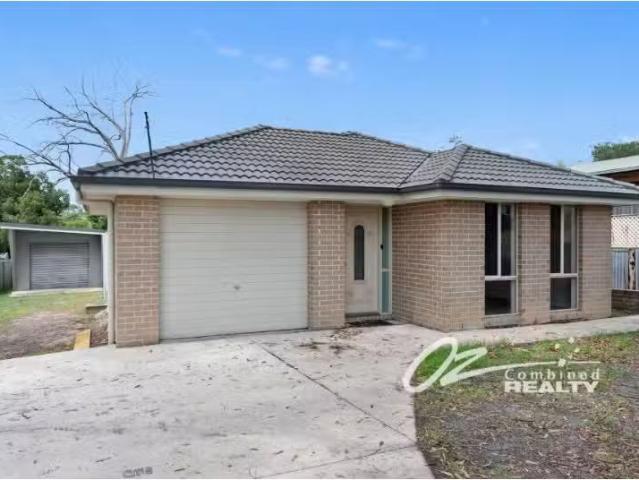 New 3 BR 14 Sheeran Street, Old Erowal Bay House for rent Lis.