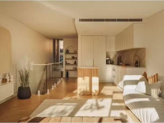 Nice 3 BR 15/300 Johnston Street, Annandale House for rent Li.