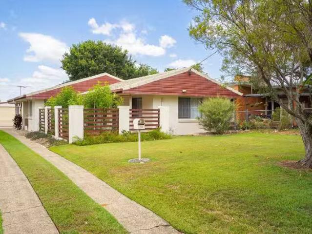 Rental! 3 BR 15 Cuthbert Street, Aspley, QLD 4034 House for.