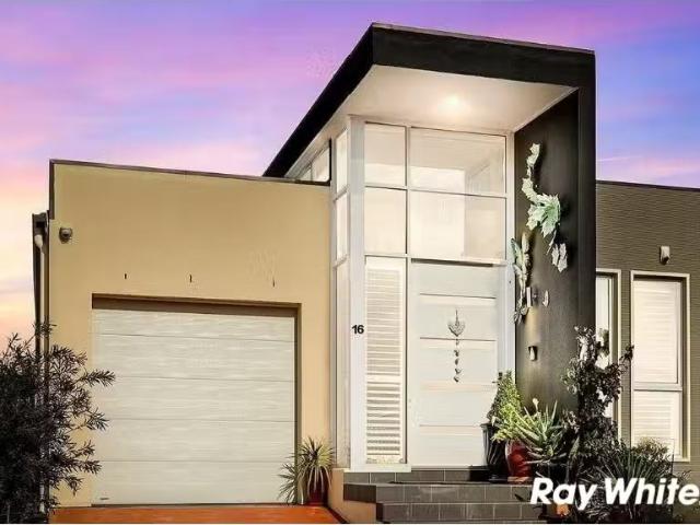 Charming 3 BR 16 Dalby Street, THE PONDS House for rent Liste.
