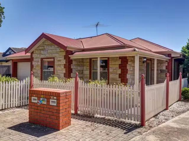 Unique 3 BR 16 Montrose Street, Ferryden Park, SA 5010 House.