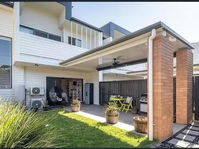 Unique 3 BR 17/3 Rochat Avenue, Banyo, QLD 4014