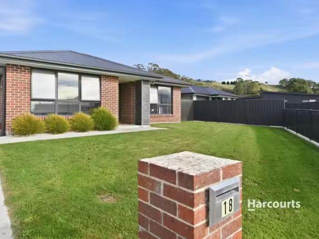Rental! 3 BR 18 Barleen Place, WEST ULVERSTONE, TAS 7315 Hou.