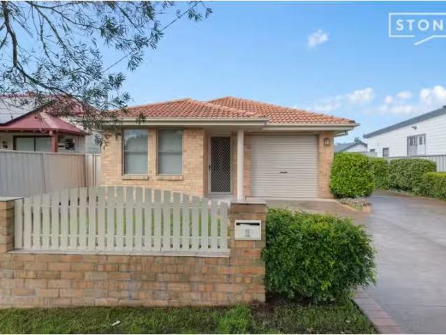 New 3 BR 1/8 Hopetoun Street, Kurri Kurri Apartment for rent.