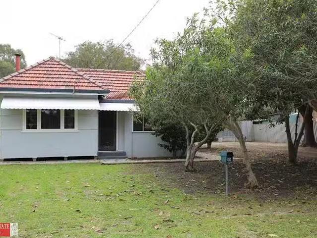 Cheap 3 BR 18 Mary Street, Hazelmere, WA 6055