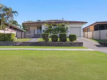 Charming 3 BR 19 Terrence Street, Aspley, QLD 4034