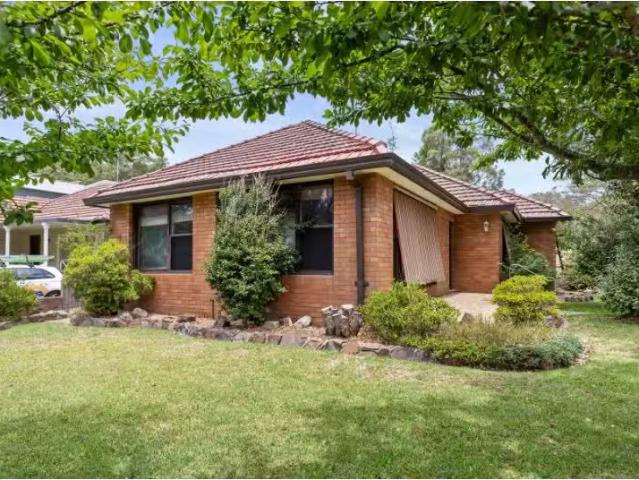 Charming 3 BR 19 Muriel Street, ADAMSTOWN HEIGHTS House for re.